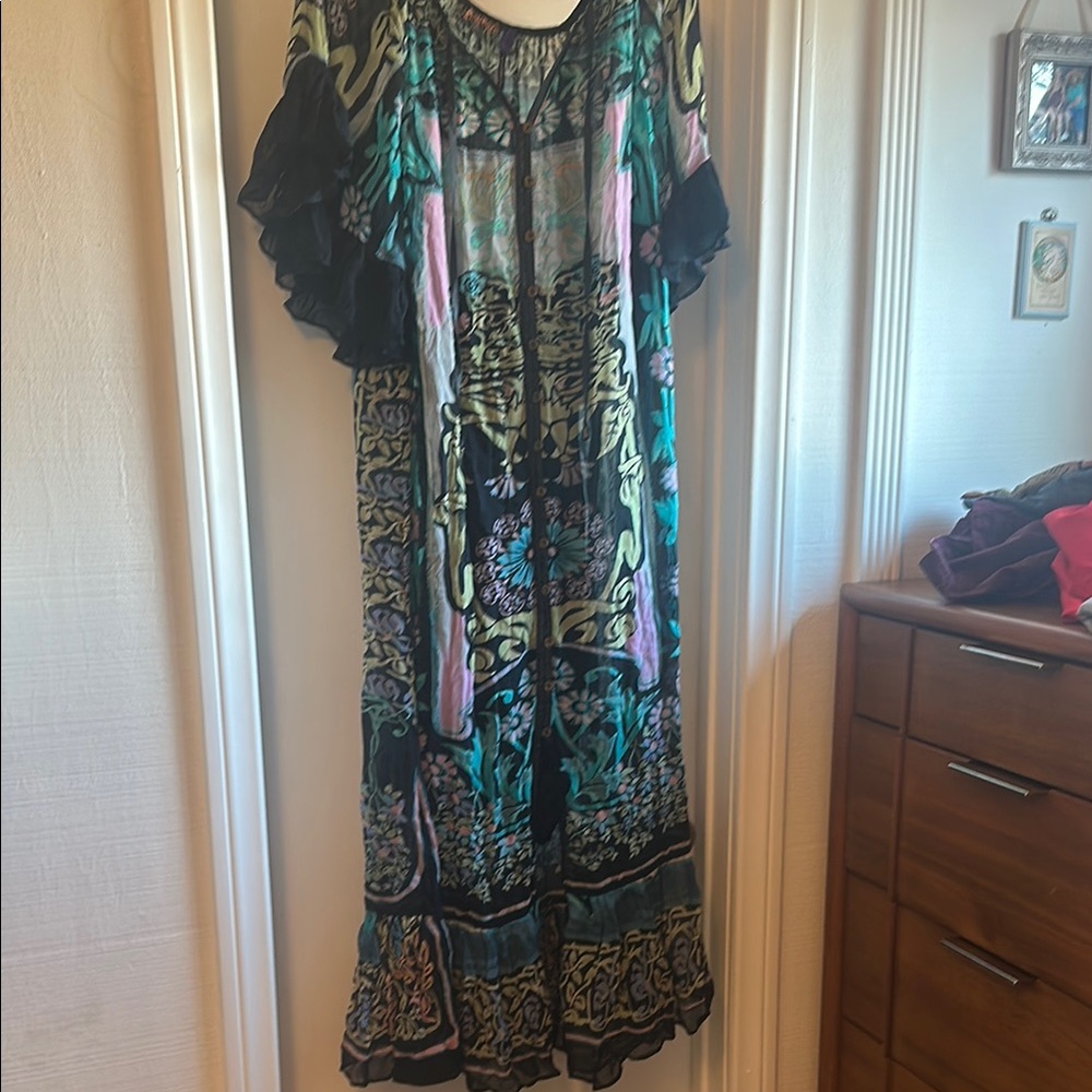 Free people back to Barcelona kaftan size small
